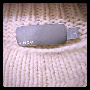 VINCE 69% WOOL SWEATER